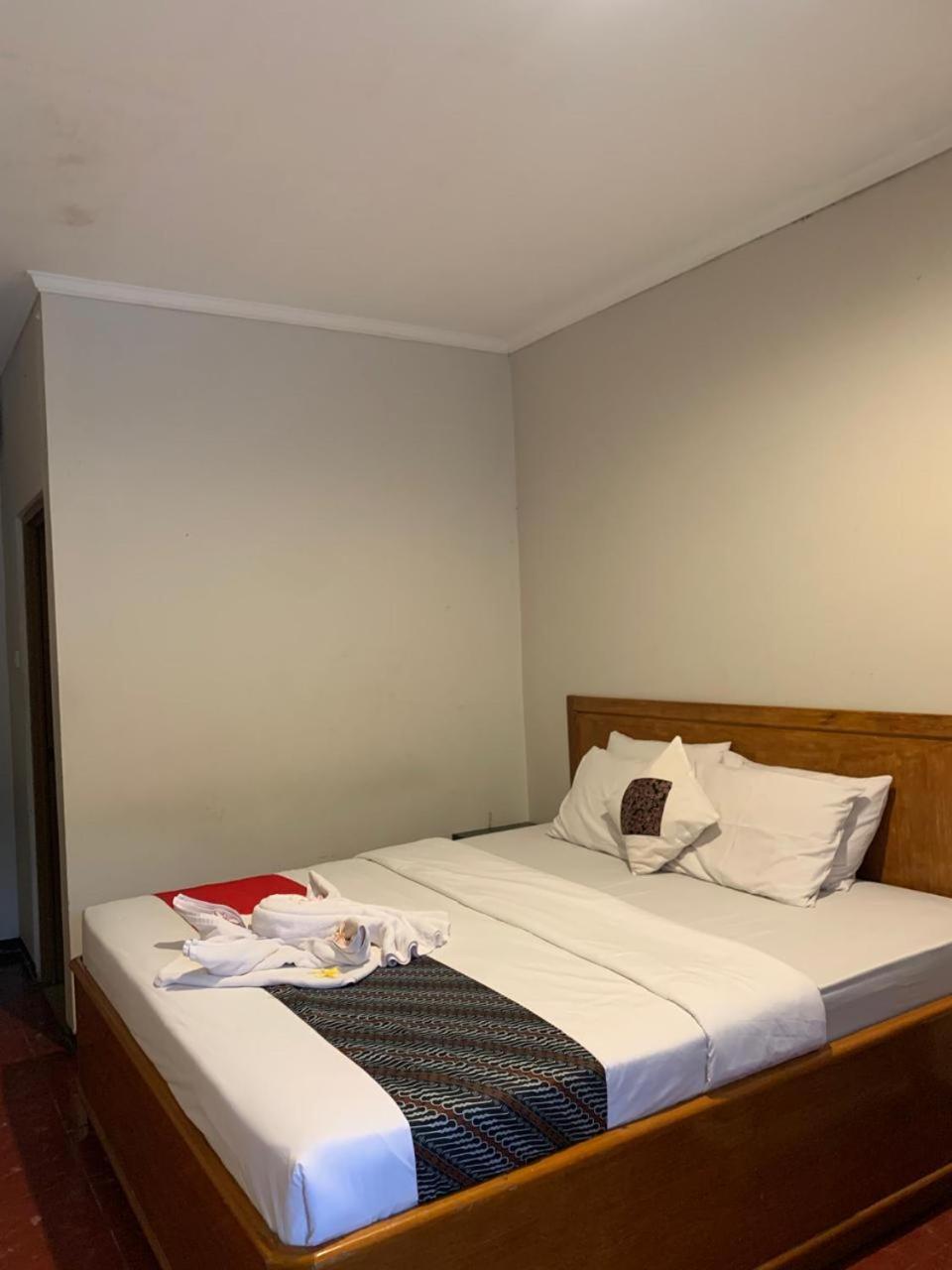 Kusma Hotel Bandungan Semarang Ngoại thất bức ảnh