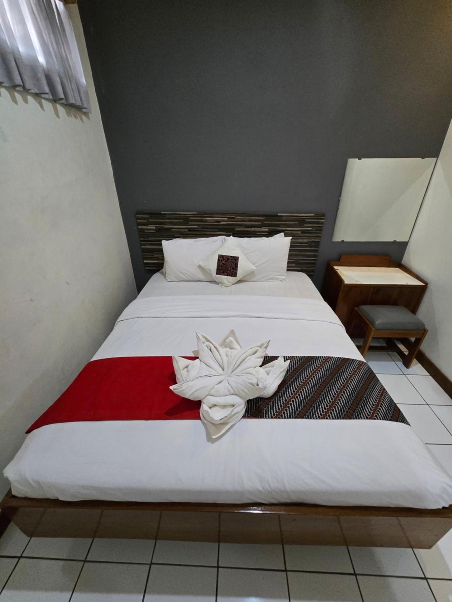 Kusma Hotel Bandungan Semarang Ngoại thất bức ảnh