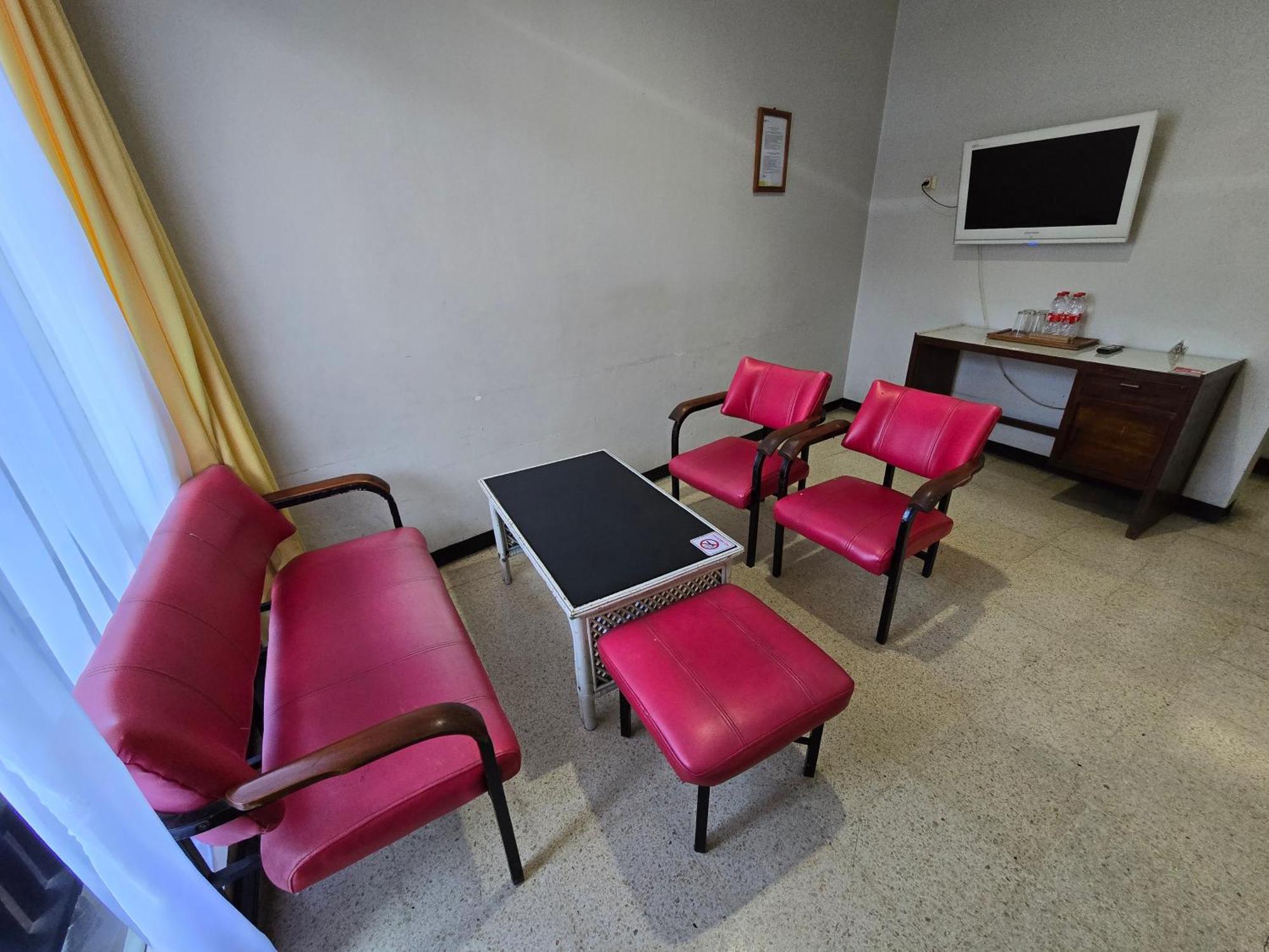 Kusma Hotel Bandungan Semarang Ngoại thất bức ảnh