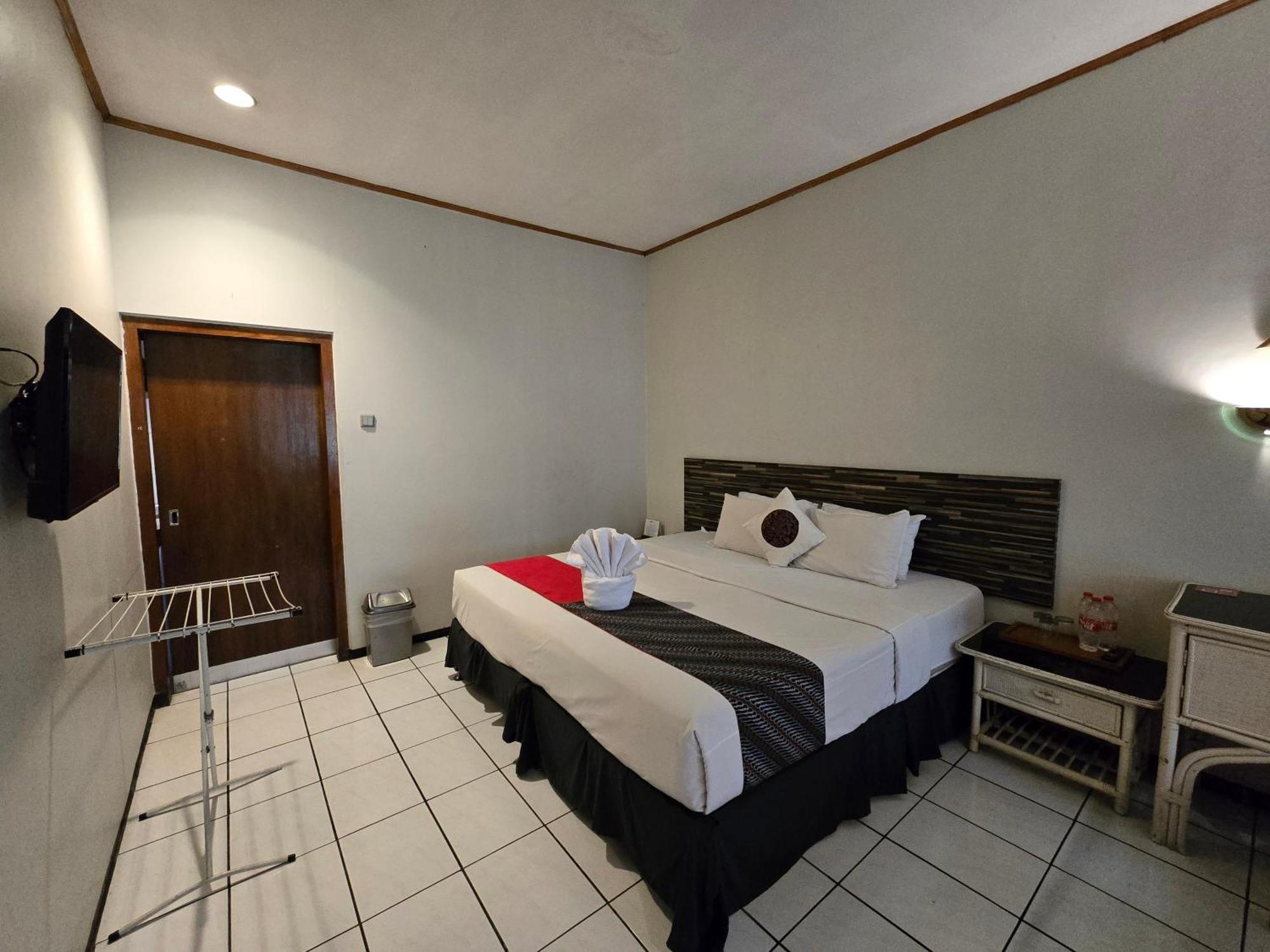 Kusma Hotel Bandungan Semarang Ngoại thất bức ảnh