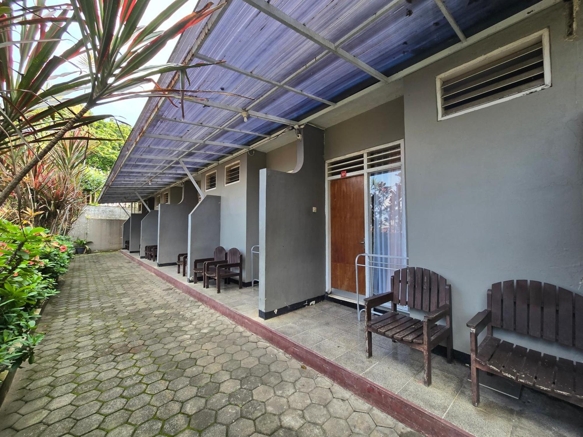 Kusma Hotel Bandungan Semarang Ngoại thất bức ảnh